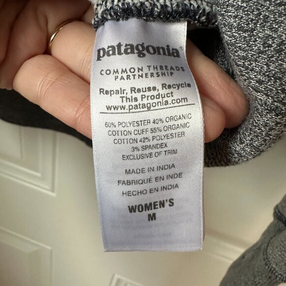 Patagonia full-zip hooded sweatshirt - Picture 4 of 5